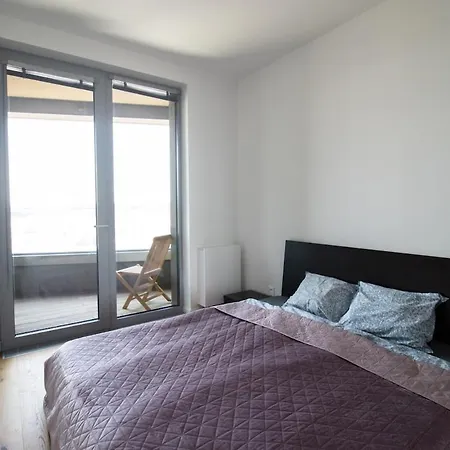 With Sunset View Over * ブラチスラヴァ