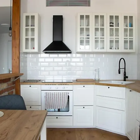 With Sunset View Over Apartament Bratysława